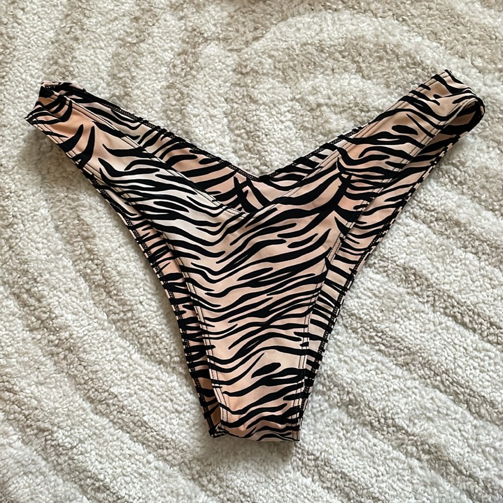 Bamba Swimwear Printed Bikini Bottom animal print
